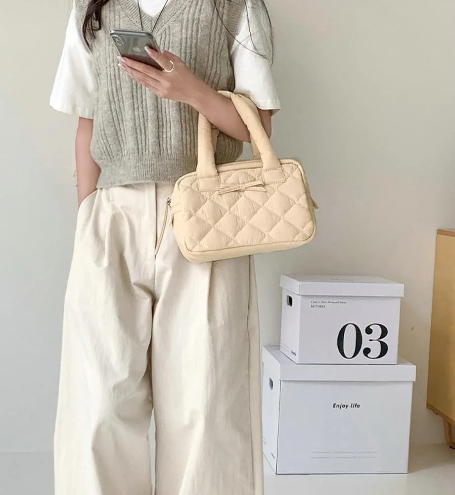 Bow Tie Purses for Women Puffer Boston Bag Quilted Handbags for Women Lightweight Padding Clutch Purse Bowknot Cloud Bag