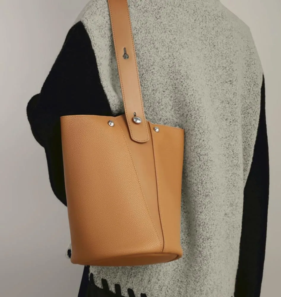 PU Leather Bucket Bag Women Trendy Crescent Hobo Bags Underarm Shoulder Bag Cute Crossbody Purse Summer Tote Handbag 2025