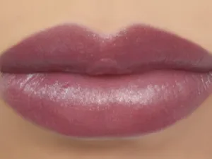 "Plum Fairy" - Mineral Lipstick