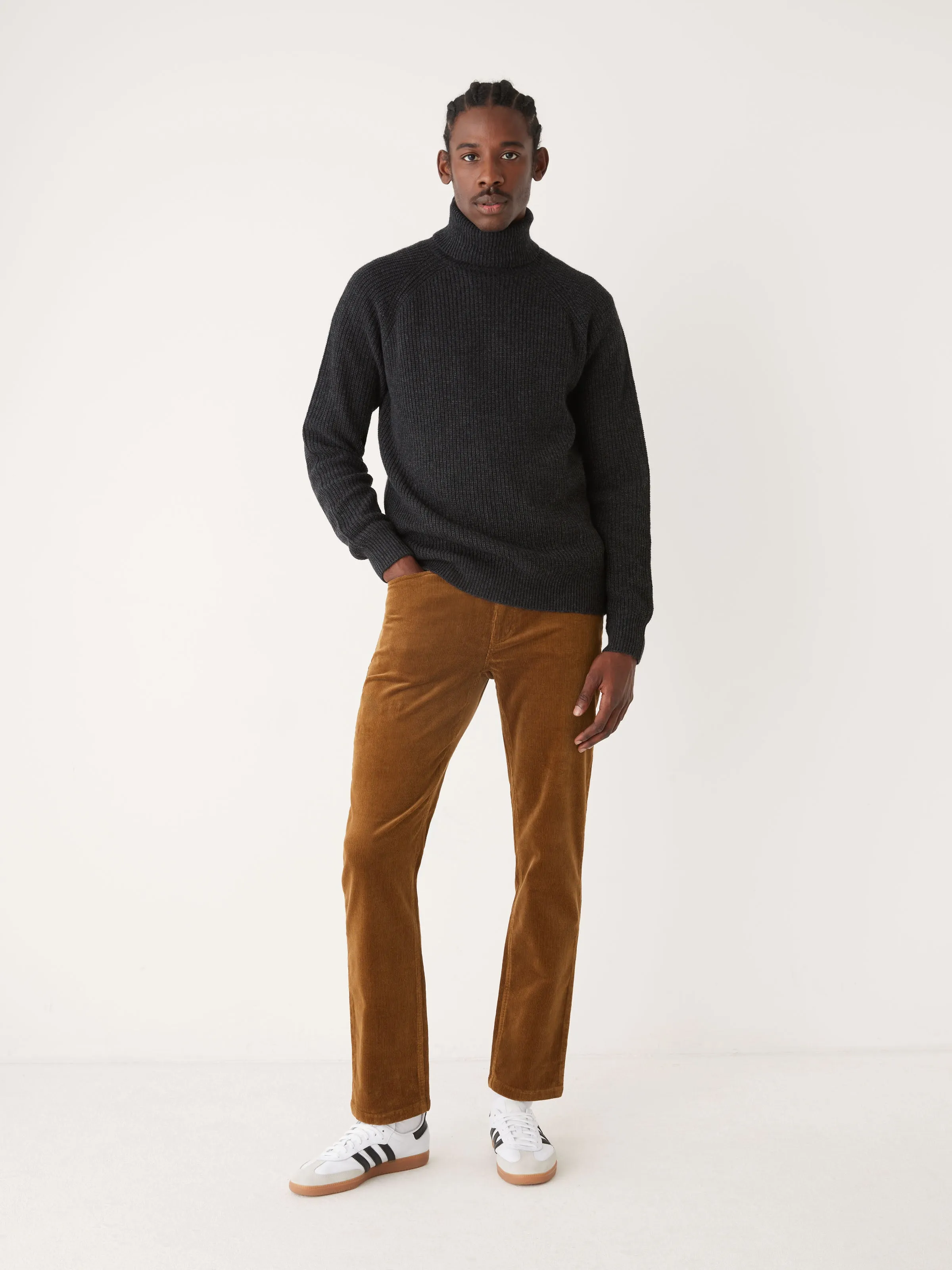 The Turtle Neck Sweater in Grey Black