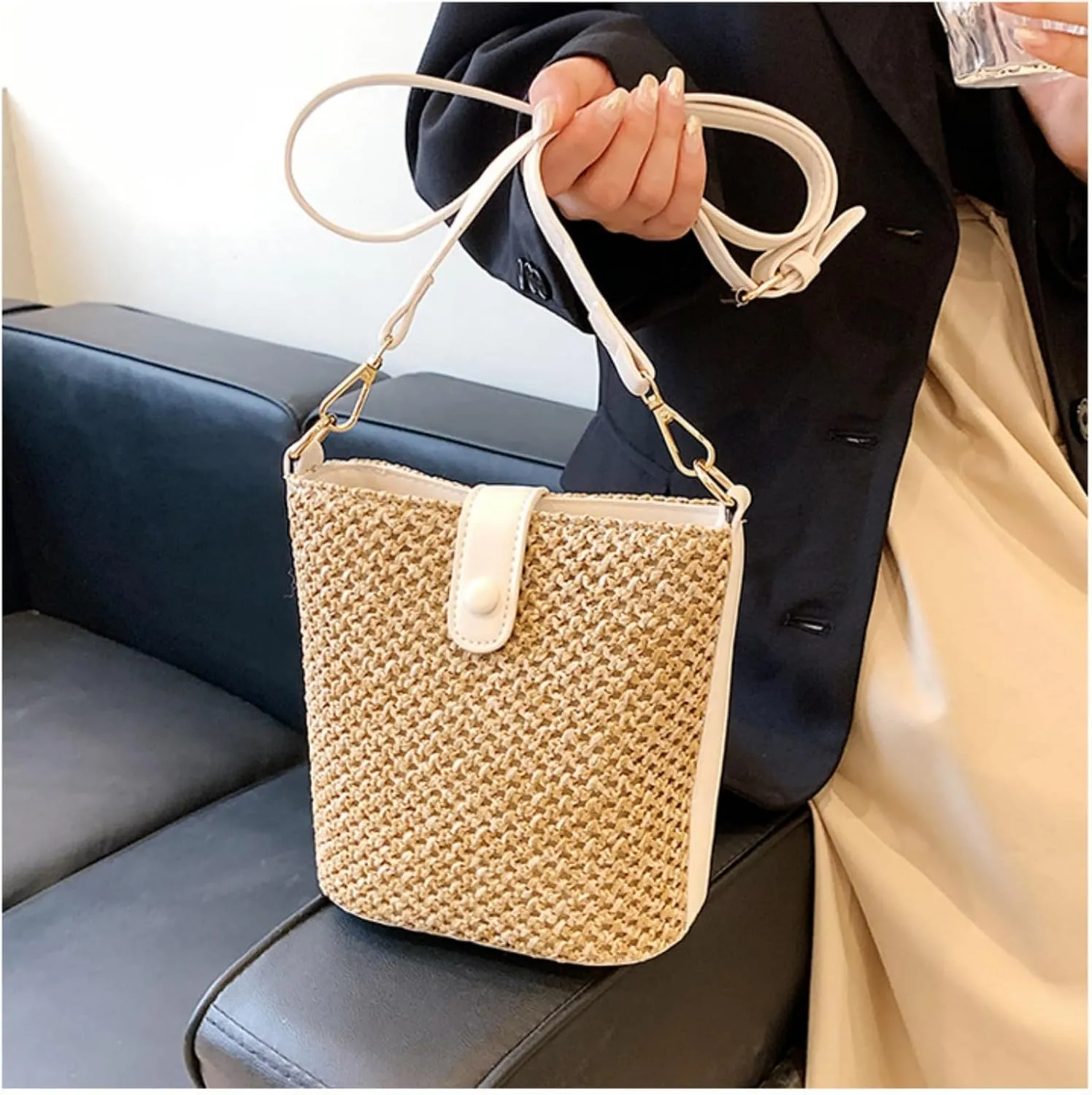 Women 2025 Summer Purse Straw Woven Cross Body Bucket Bag Trendy Shoulder Handbag Casual Tote Travel Beach