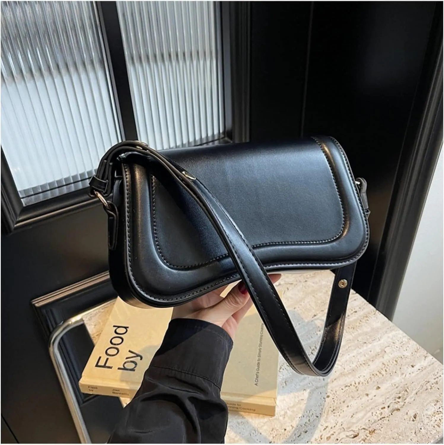 Women Vegan Leather Hobo Shoulder Bags Y2k Trendy Crossbody Purse Pu Leather Underarm Bag Adjustable Shoulder Purse