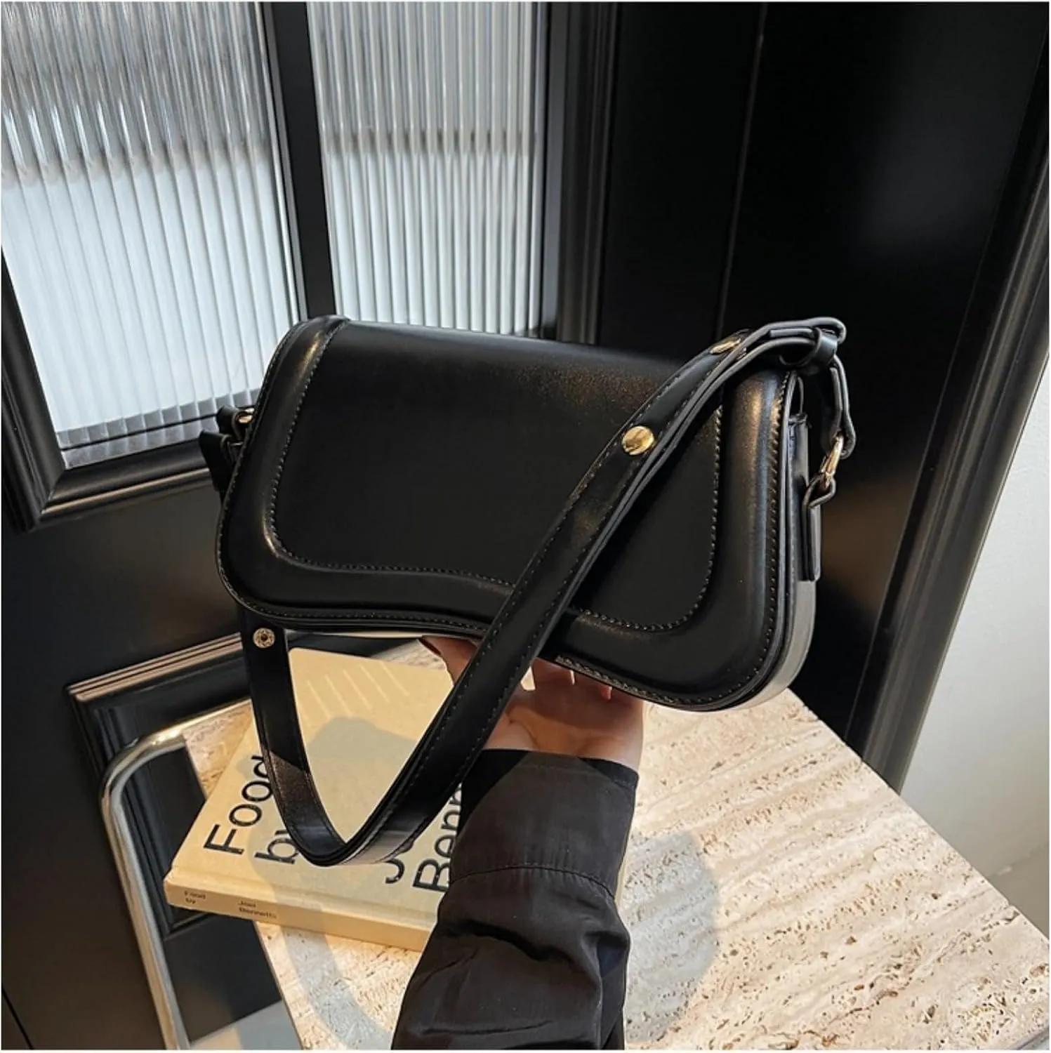 Women Vegan Leather Hobo Shoulder Bags Y2k Trendy Crossbody Purse Pu Leather Underarm Bag Adjustable Shoulder Purse